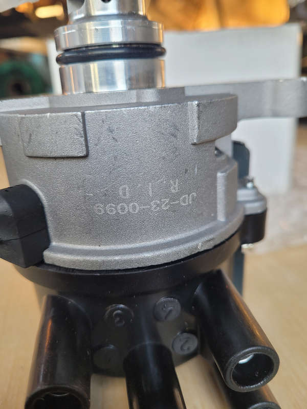 TOYOTA HIACE Ignition Distributer