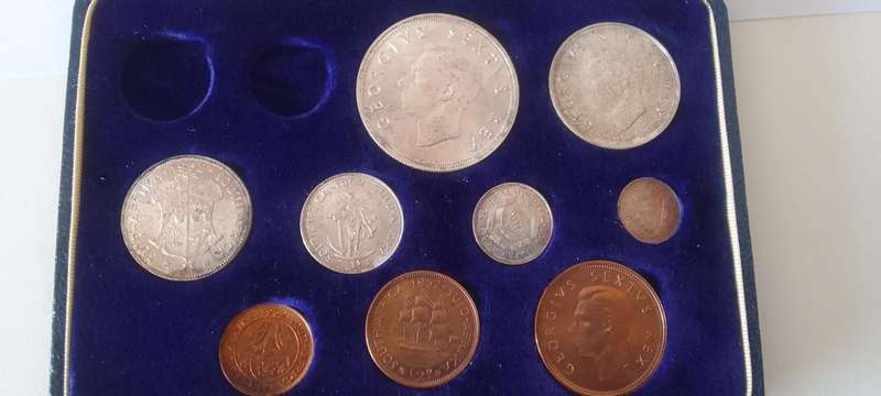 1952 UNION OF SA PROOF SET  IN  BLUE SA MINT BOX - beautiful set