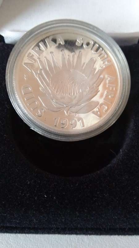 1991 - SILVER ONE RAND - NURSING -PROOF COIN IN CAPSULE AND VELVET BOX