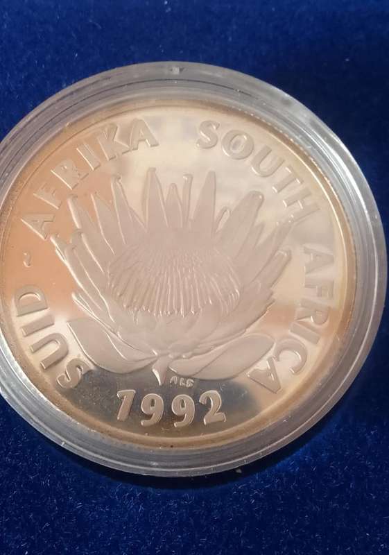LOW START! SILVER SALE- 1992 SILVER PROTEA COINAGE R1 PROOF COIN IN SA MINT BOX