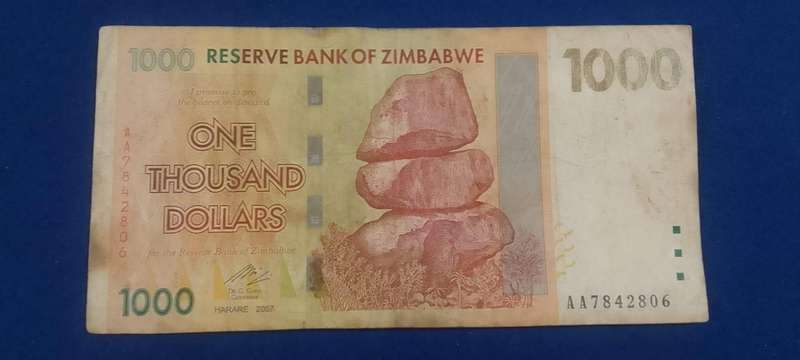 BANK OF ZIMBABWE ONE THOUSAND DOLLARS -  CIRCULATED CONDITION - 2007  A-NUMBERS -2 NOTES