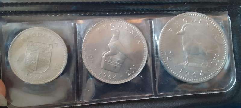 COINS OF RHODESIA SET - IN LEATHER POUCH - mix years 1960's and 1970`S