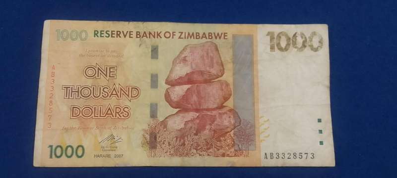 BANK OF ZIMBABWE ONE THOUSAND DOLLARS -  CIRCULATED CONDITION - 2007  A-NUMBERS -2 NOTES