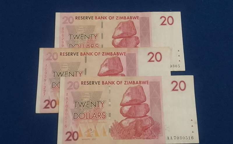 BANK OF ZIMBABWE  TWENTY DOLLARS (2007) - UNC-  3 NOTES - A-NUMBERS