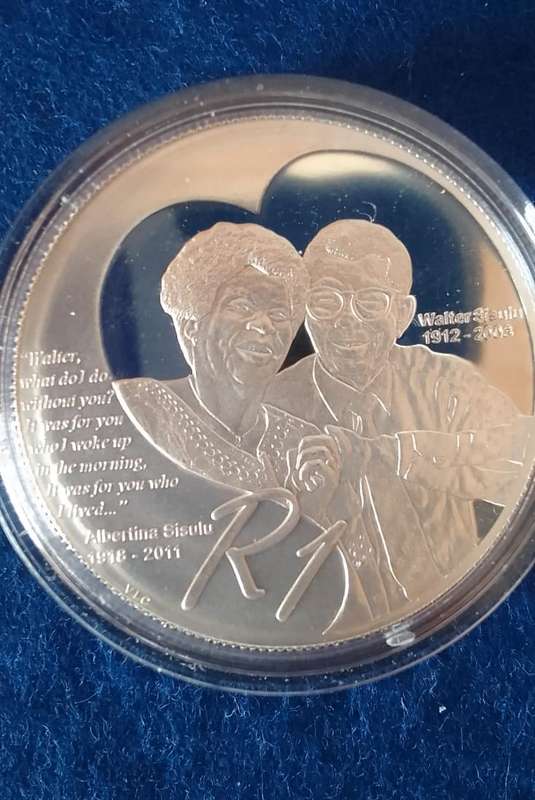 2012 SILVER R1  THE SISULU'S  PROOF COIN IN SA MINT BOX