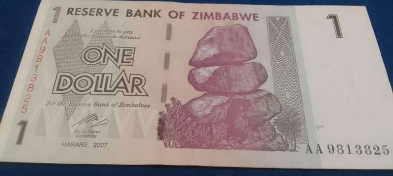 BANK OF ZIMBABWE ONE DOLLAR-  AUNC CONDITION - A-NUMBER (2007)