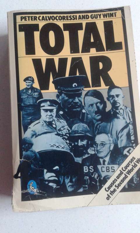 Book:  TOTAL WAR - Peter Calvocoressi