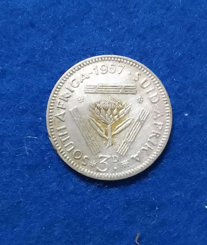 1957 South Africa Three Pence (3D) silver coin - circulated