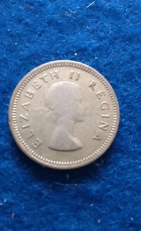1955 UNION OF SOUTH AFRICA SILVER 3 PENCE (TICKEY) (QUEEN ELIZABETH ii)