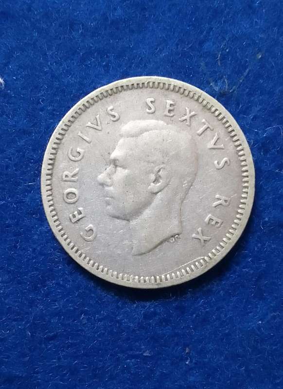 1948 South Africa Three Pence (3D) silver coin - circulated