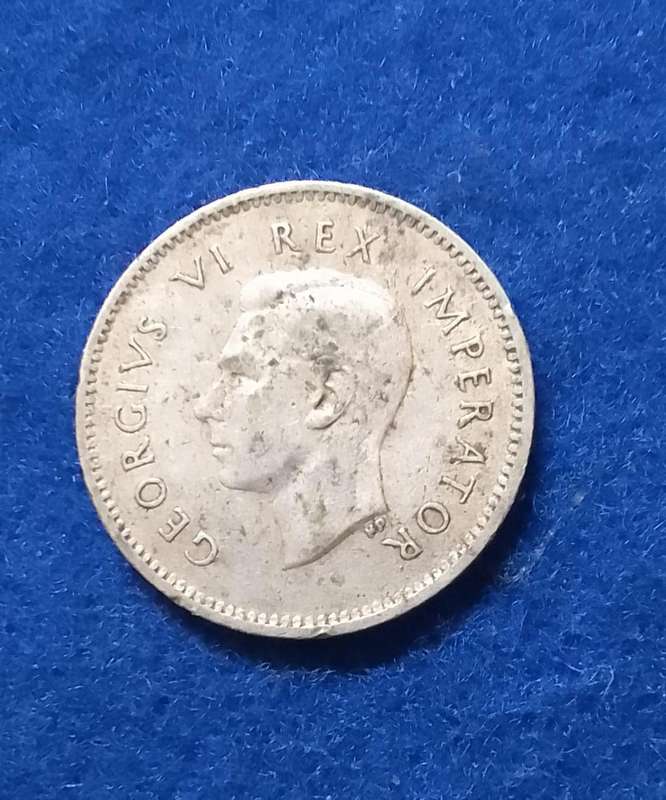 1943 South Africa Three Pence (3D) silver coin - circulated
