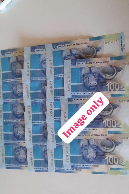 RSA ONE HUNDRED RAND NOTES - SEQUENCED ** 18 notes**CRISPY NOTES**UNC - L KGANYAGO