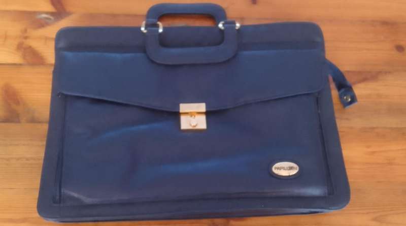 Briefcase or laptop bag ( soft  leather look - Blue )