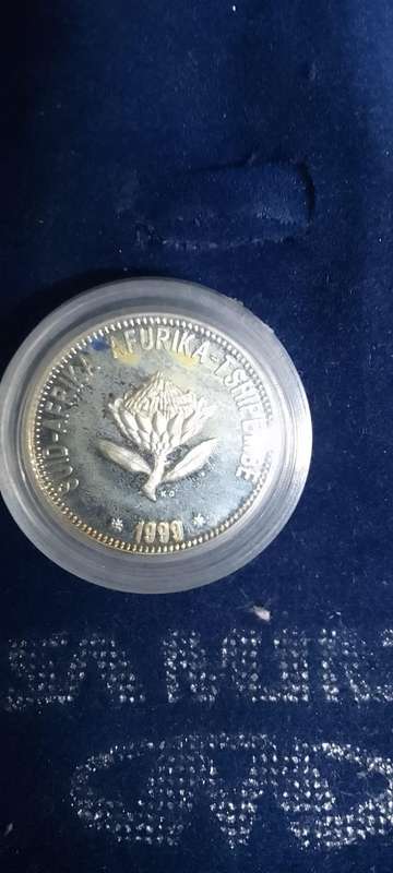 SILVER SALE- 1999 GREAT WHITE SHARK two and a half cen TICKEY PROOF COIN SA MINT VELVET POUCH + CERT