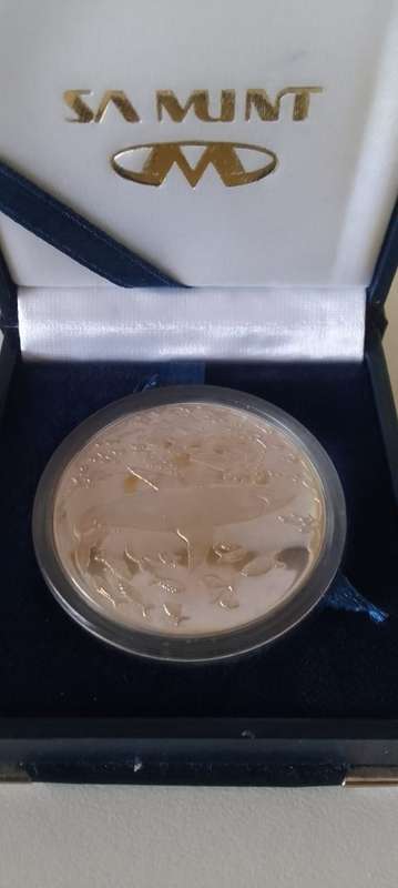 SILVER SALE! 1999 SILVER R2 GREAT WHITE SHARK   PROOF COIN IN SA MINT BOX