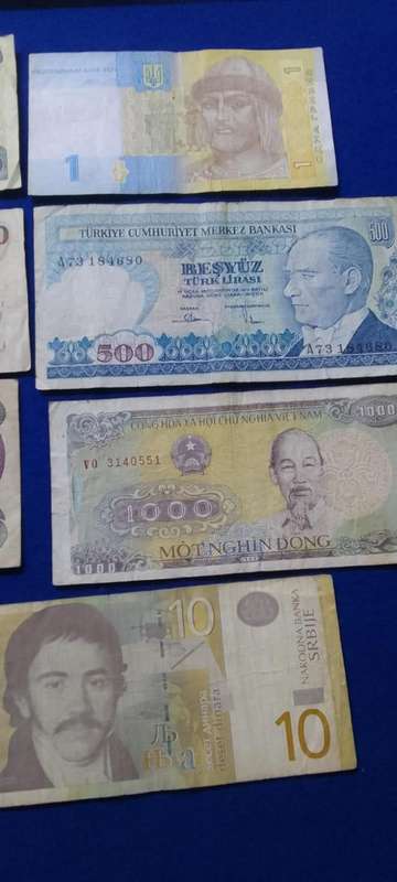 Bank of the world- 7 - notes