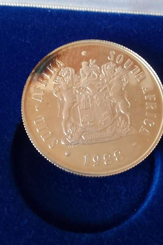 SUPER SILVER SALE!  1988 DIAS R1 PROOF COIN IN SA MINT BOX - LOVELY TONING