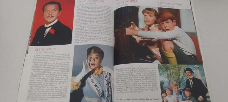 Walt Disney's Mary Poppins Movie booklet - Classical collectors item