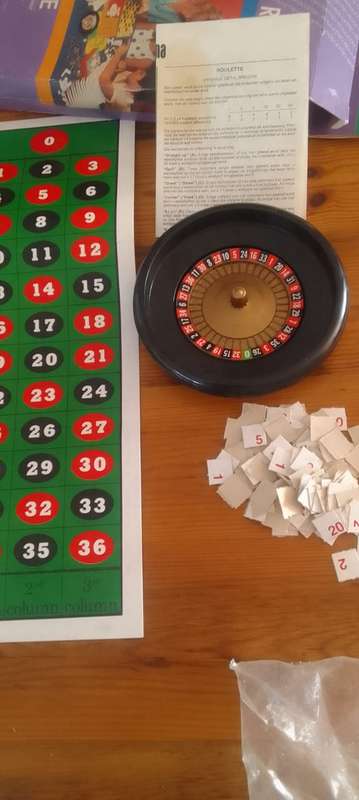 BOARD GAMES: ROULETTE BOARD GAME- Afrikaans & CHECKER SET / BACKGAMMON  (3 SETS OF GAMES)