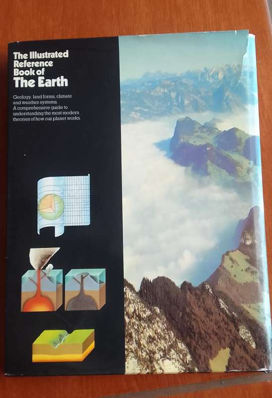 The Illustrated reference book of THE EARTH -