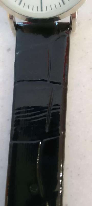 Initial brand Watch - secondhand   - needs attention