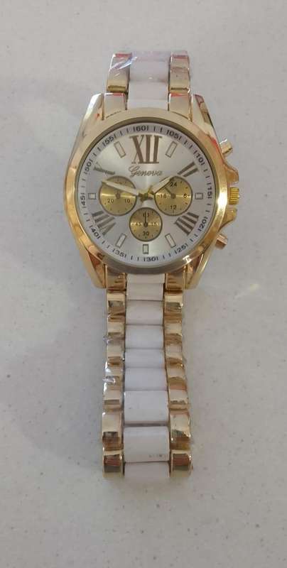 Geneva gents watch -still in new condition - never worn  - working order