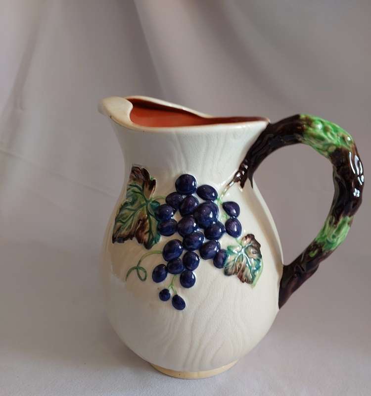 Carlton ware Grapevine Jug Brown large