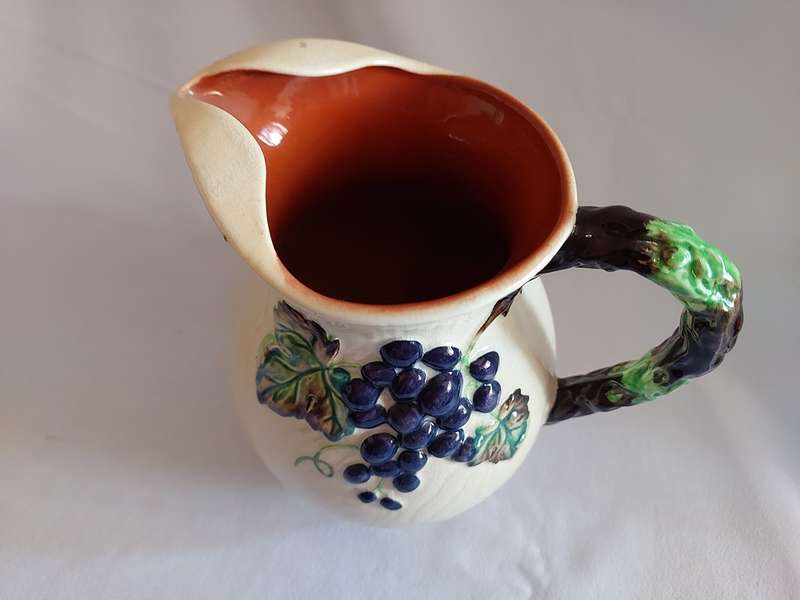 Carlton ware Grapevine Jug Brown large