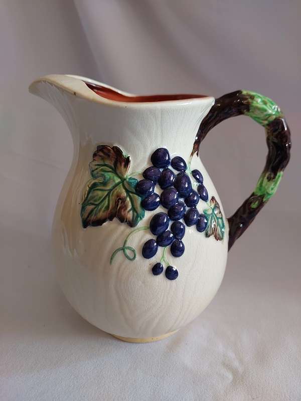 Carlton ware Grapevine Jug Brown large