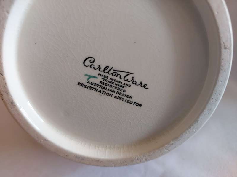 Carlton ware Grapevine Jug Brown large