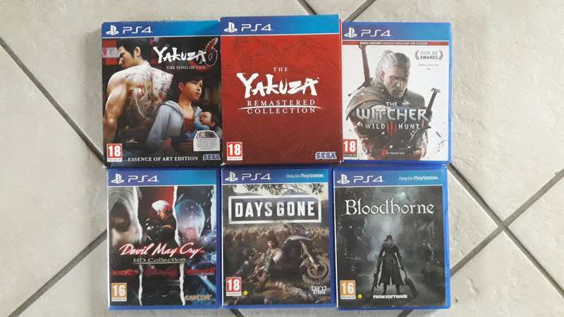 PS4 game bundle