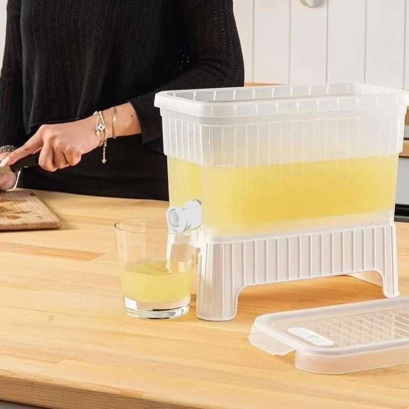 Water and Juice Dispenser