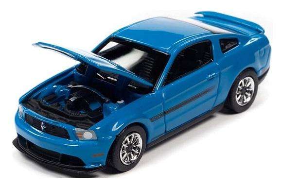 Auto World AW64372 Modern Muscle Ford Mustang GT/CS 2012