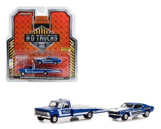 Greenlight Truck Series 33240 Ford F 350 F350 Ramp Truck 1969 & Ford Mustang 1969 + ramps