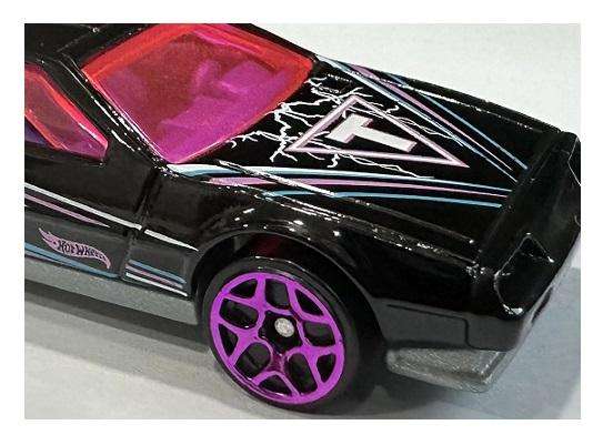 Hot Wheels 2025 36/250 DMC Delorean Art Car "T"
