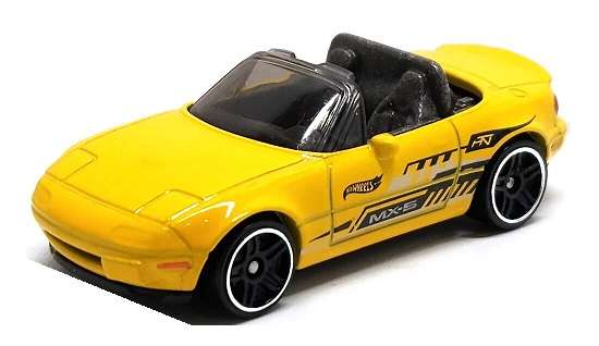 Hot Wheels Hotwheels 2024 120/250 Mazda MX 5 Miata 1991 J Imports 1/64 scale