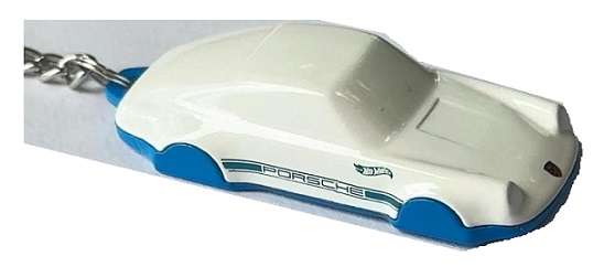 Hot Wheels 2024 134/250 Porsche 911 Carrera Keyring Keychain Experimotors