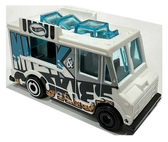 Hotwheels Hot Wheels Car 2024 214/250 Quick Bite Snack Truck Fast Foodie Netflix "Let's Race"