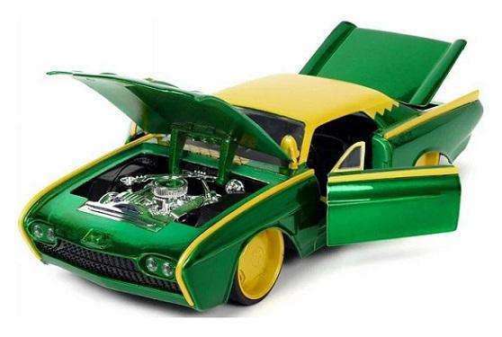 JADA 33357 Marvel Ford Thunderbird 1963 & Loki Figure Figurine