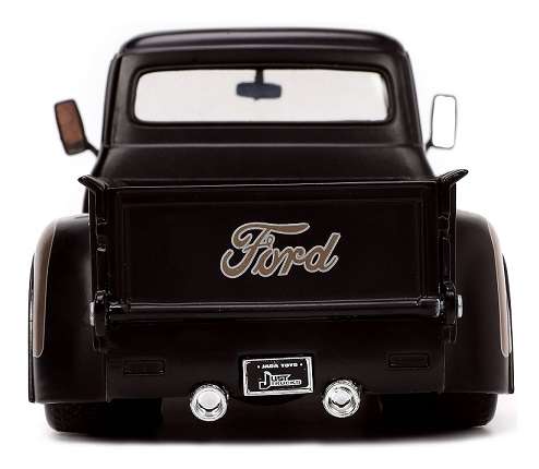 JADA 34026 Just Trucks Series Ford F 100 F100 Pickup 1956 + Spare tyres & rack 1/24 scale
