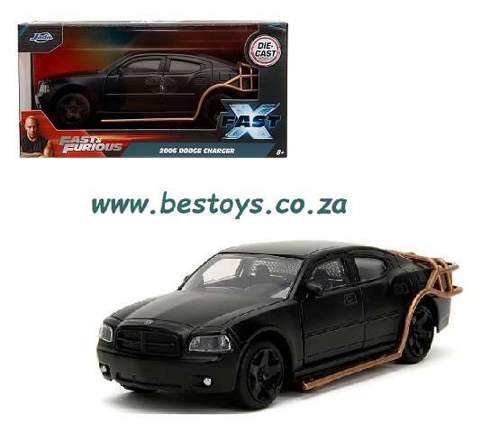 JADA Model Car 33374 Dodge Charger 2006 Heist Car Fast X Movie Film TV 1/32 scale