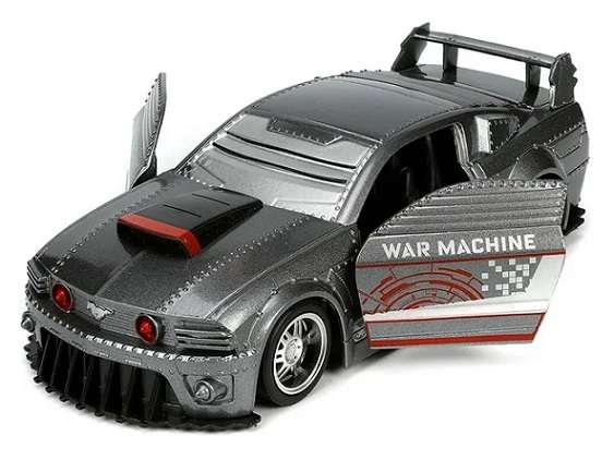 JADA Diecast Model Car 33082 Ford Mustang GT 2006 + War Machine Figurine Marvel Avengers 1/32 scale