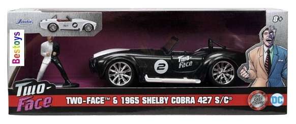 JADA Diecast Model Car 33091 Hollywood Shelby Cobra 427 SC 1965 + Two Face Figurine DC 1/32 scale