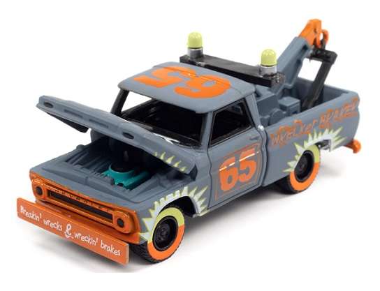 Johnny Lightning Diecast Model Car Street Freaks Chevy Chevrolet Tow Truck 1965 No 65 Demolition Der