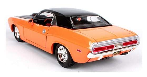 Maisto 32518 Design Muscle Dodge Challenger RT 1970 1/24 scale