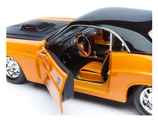 Maisto 32518 Design Muscle Dodge Challenger RT 1970 1/24 scale