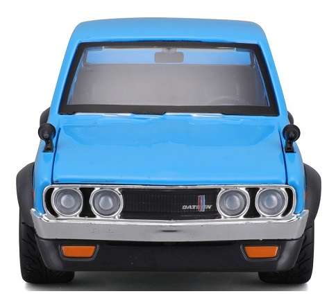 Maisto 32528 Design Series Tokyo Datsun 620 Pickup 1973 1/24 scale