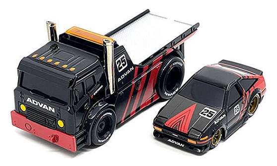Maisto Muscle Machines Transport JDM Flatbed Recovery Truck + Toyota Trueno Sprinter AE86 1983