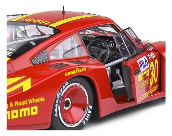 Solido S1805403 Porsche 935 Mobydick DRM 1981 Norisring Moretti No 30 "MOMO" 1/18 scale