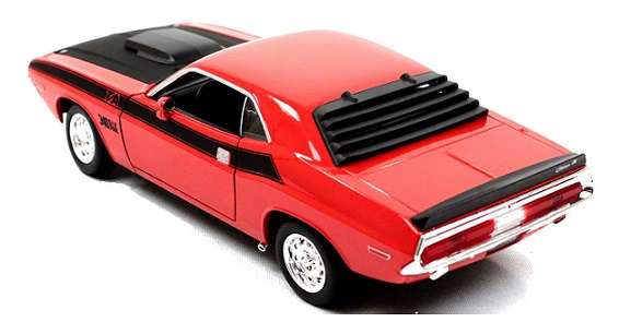 Welly NEX 24029 Dodge Challenger TA 1970 1/24 scale
